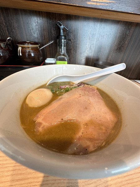 「鶏パイタン　卵　930円」@小杉らぁめん 夢番地の写真