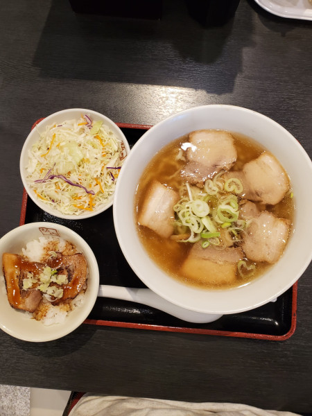 「喜多方ラーメン(満足A定食)」@喜多方ラーメン 坂内 湘南寒川店の写真