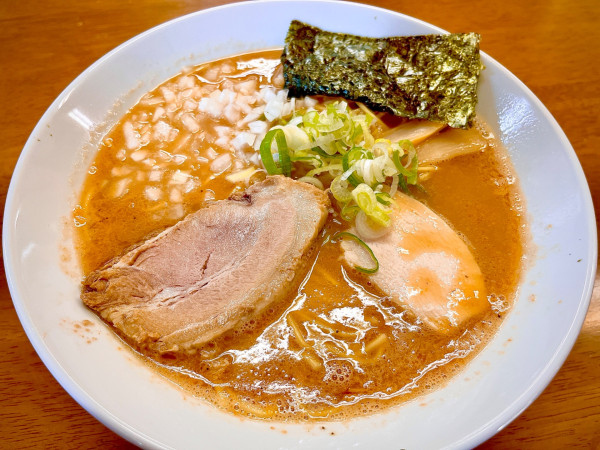 「海老白湯らーめん（900円）大盛無料」@麺屋 なか乃の写真