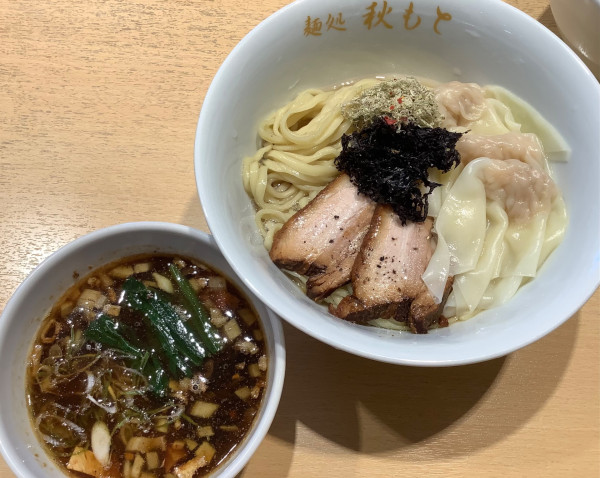 「ワンタン鰹醤油つけ麺　＋　バラチャーシュー」@麺処 秋もとの写真