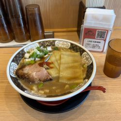 すごい煮干しラーメン