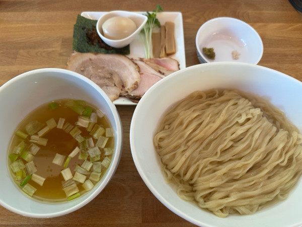 「つけめん塩　得製全のせ」@湖麺屋 Reel Cafeの写真