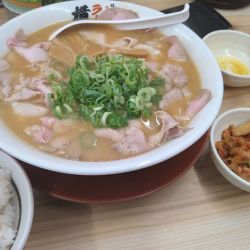 チャーシューメン（キムチトッピング）