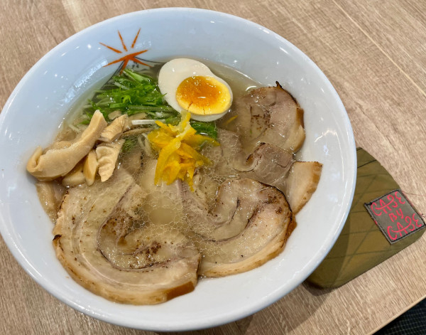 「炙りチャーシュー鯛らーめん」@麺屋ま石の写真