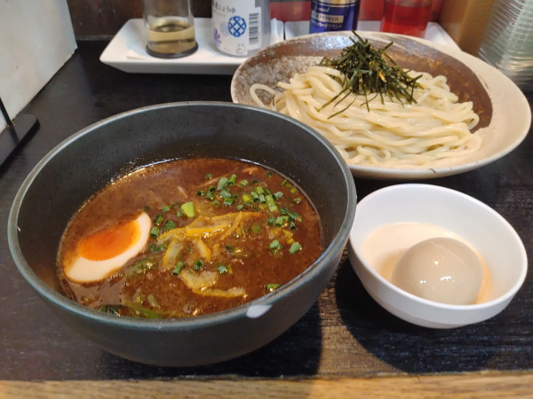「つけ麺こってり＋生クリーム味玉」@麺屋 青山 本店の写真