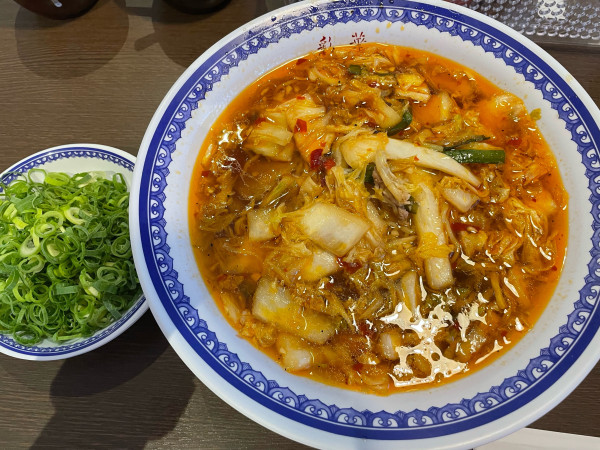 「彩華ラーメン(1玉)¥880+ネギ¥70」@彩華ラーメン 田原本店の写真
