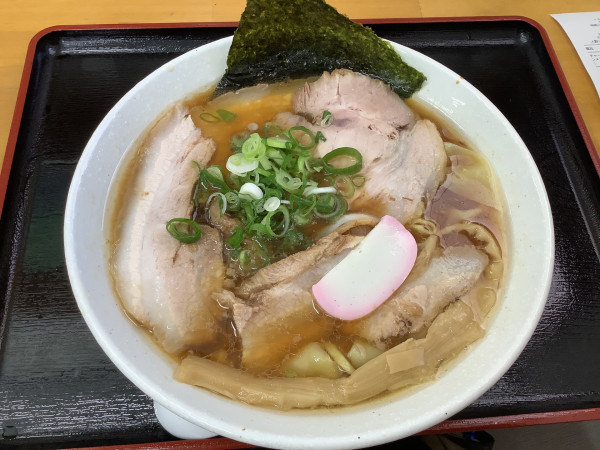 「チャーシューワンタンメン上　1550→1000円」@中華そば 岩三郎の写真