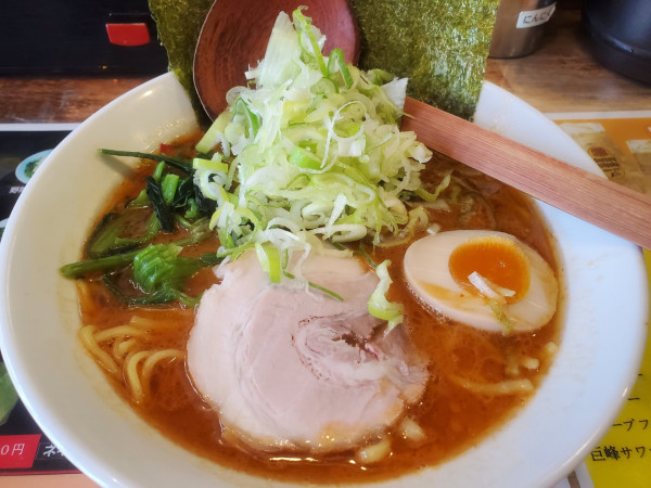 「赤味噌＋薬味ねぎ」@横浜家系らーめん 金壱家の写真