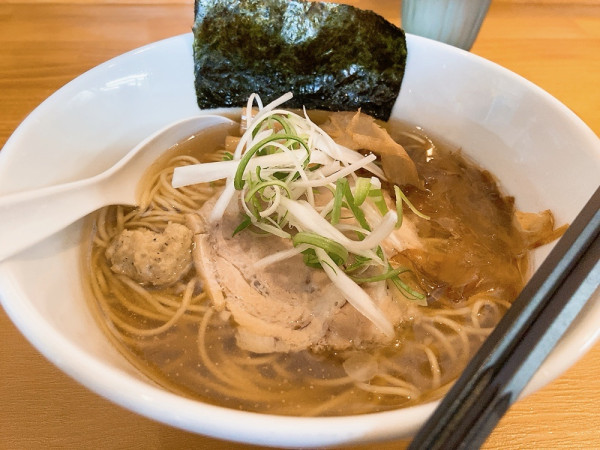「鰹だし中華そば」@自家製麺 風夏の写真