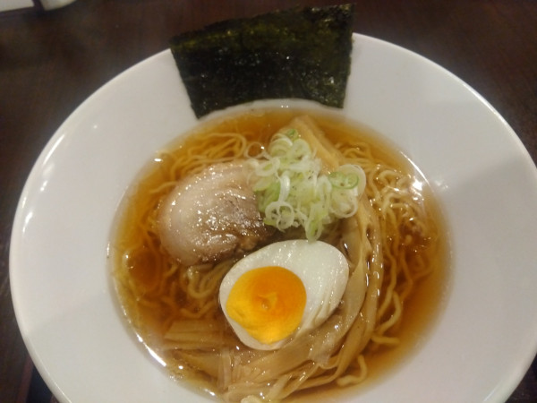 「彩の国地鶏タマシャモ中華そば（醤油）¥750」@やまむろラーメンの写真