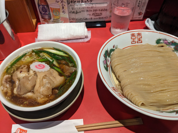 「つけそば並+豚足」@カドヤ食堂 本店の写真
