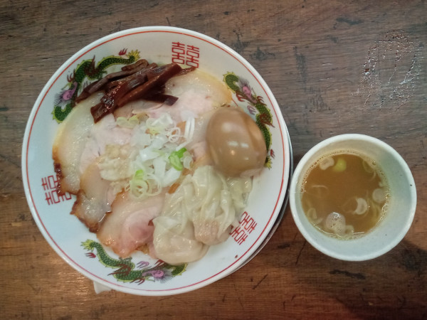 「特製油そば」@MENクライ 神保町店の写真