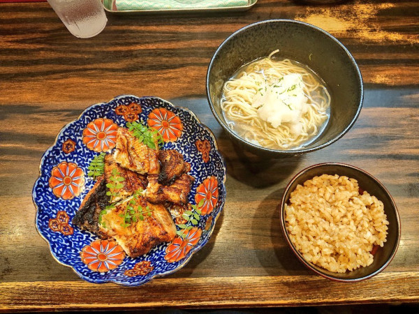 「うなぎsp」@稲荷屋の写真