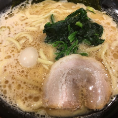 横浜家系ラーメン 壱角家 池袋東口店の画像