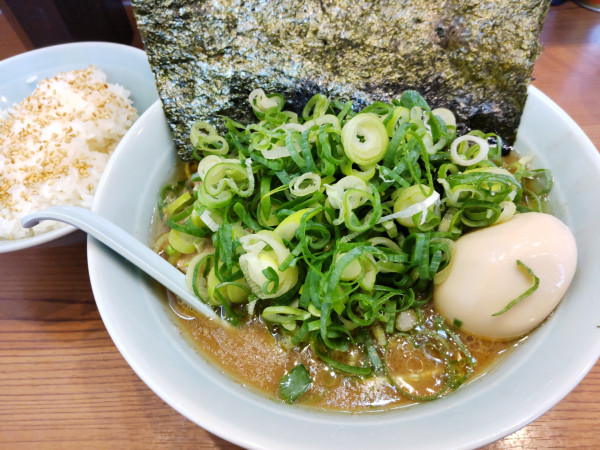 「特製ラーメン1000円」@横浜家系ラーメン 武蔵家 秋津店の写真