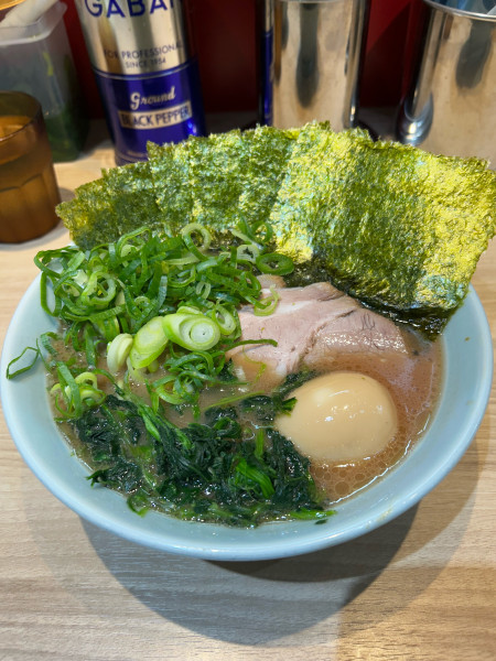 「ラーメン特製」@らーめん 尾又家の写真