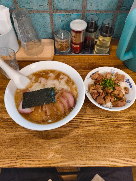 「チャーシューワンタンメン　1500円」@支那ソバ おさだの写真