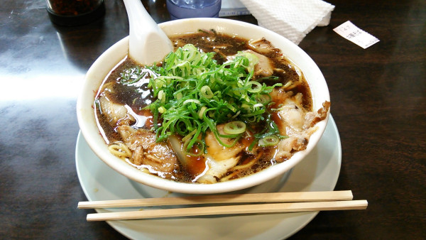 「中華そば」@新福菜館 KiKi京橋店の写真