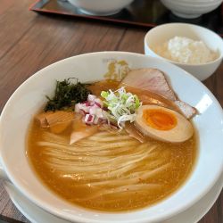 冷たい味噌らぁ麺