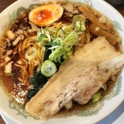 背脂醤油ラーメン