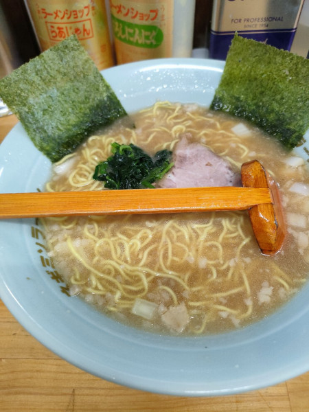 「朝ラーメン中盛り」@ラーメンショップ 椿 松伏店の写真