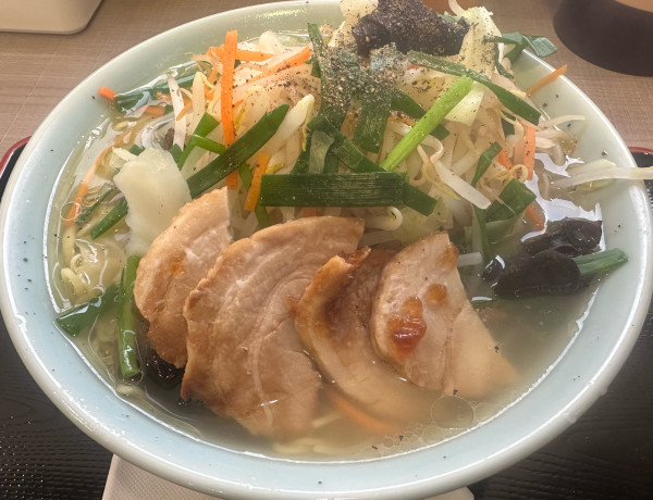 「山塩ラーメン　大盛」@八ヶ岳 パーキングエリア 下り 赤岳の写真