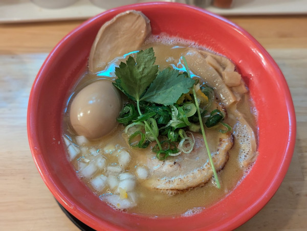 「白湯醤油」@麺匠 輪の写真