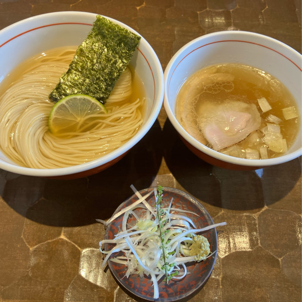 「昆布水つけ蕎麦塩1000円薬味ｾｯﾄ80円」@特級鶏蕎麦 龍介 土浦学園通り店の写真