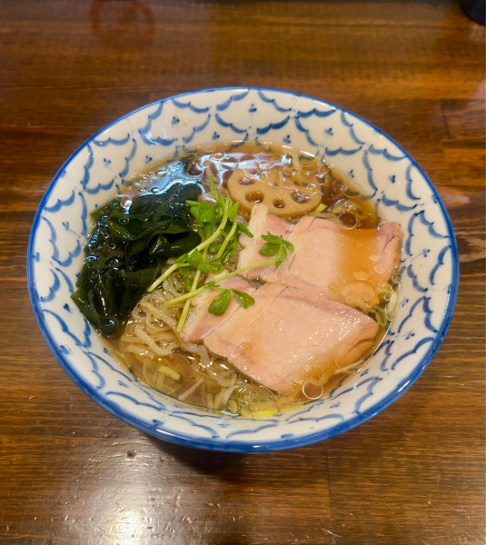 「冷やし燻しラーメン」@醤油ラーメン専門店 一仁の写真