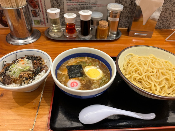 「もりそば＋ザチャーシューご飯」@松戸中華そば 富田食堂 東千葉店の写真