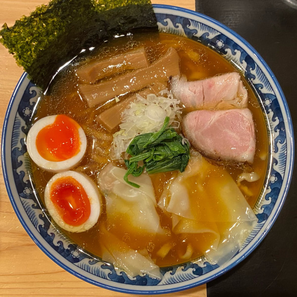 「特製中華そば（大盛・平打）¥1,600」@自家製麺 ロビンソンの写真