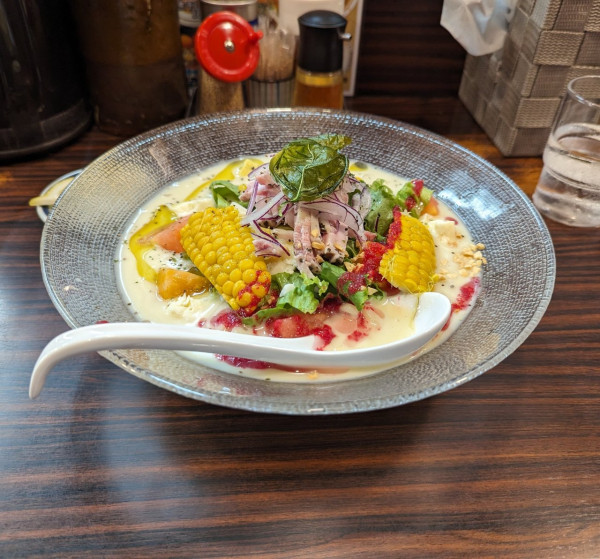 「フレッシュ野菜の冷製どや〜ジュ麺」@らー麺 あけどやの写真