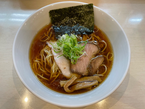 「醤油　￥９００」@麺屋 志縁の写真