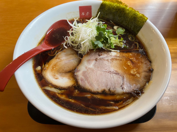 「いわきブラックらーめん（麺多め）」@麺や 壱虎の写真