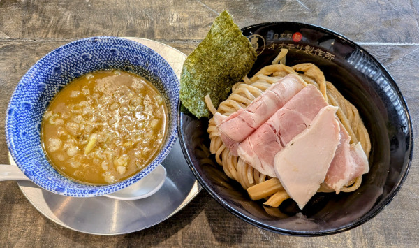 「鶏つけそば(中)」@自家製麺 オオモリ製作所の写真