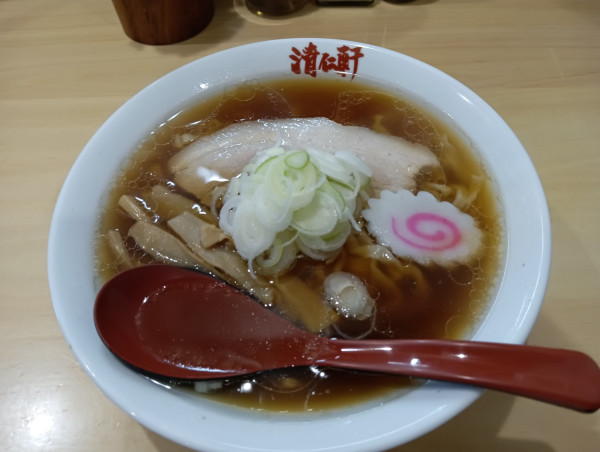 「懐かしのラーメン・醤油・手打ち麺(¥860)」@手打ちラーメン 清仁軒の写真