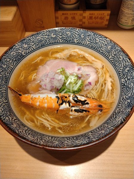 「伊勢海老中華そば(890円)」@地鶏と伊勢海老 中華そば頑の写真