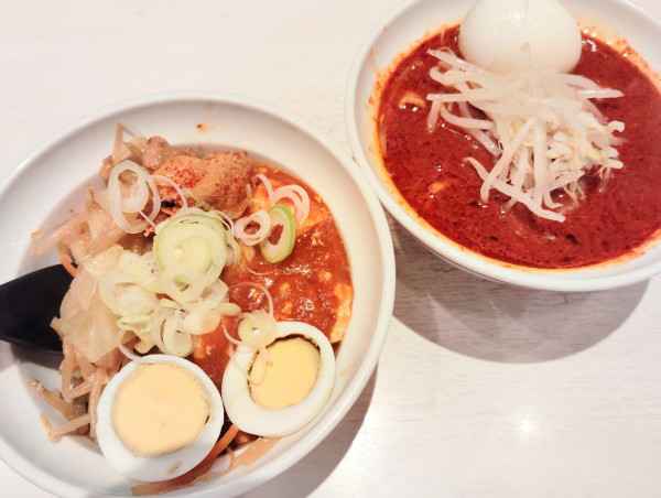 「半蒙古丼半ラーメンセット＋ゆで玉子」@蒙古タンメン 中本 高田馬場店の写真