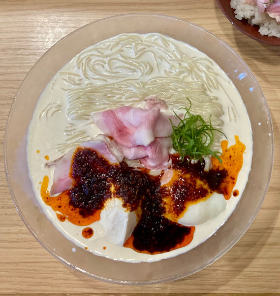 「冷製クリーム豆乳辣麺」@らーめんMAIKAGURAの写真
