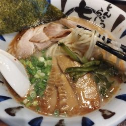 七志(ななし)ラーメン(940)