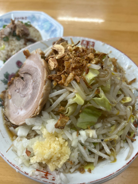 「背脂煮干しラーメン」@ひかり食堂の写真