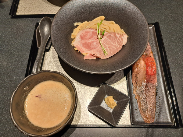 「鶏つけ」@鶏soba座銀 神楽坂東京本店の写真