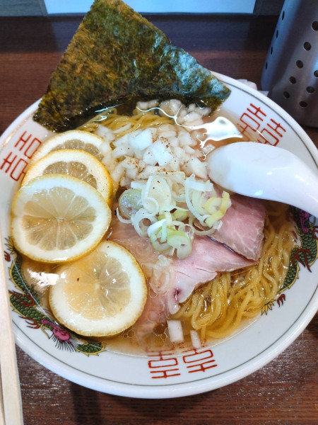 「冷やニボ塩レモン中華」@一条流中華そば 智颯の写真