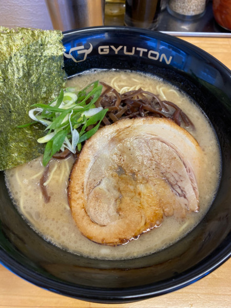 「ラーメン＋細切きくらげ」@GYUTONの写真