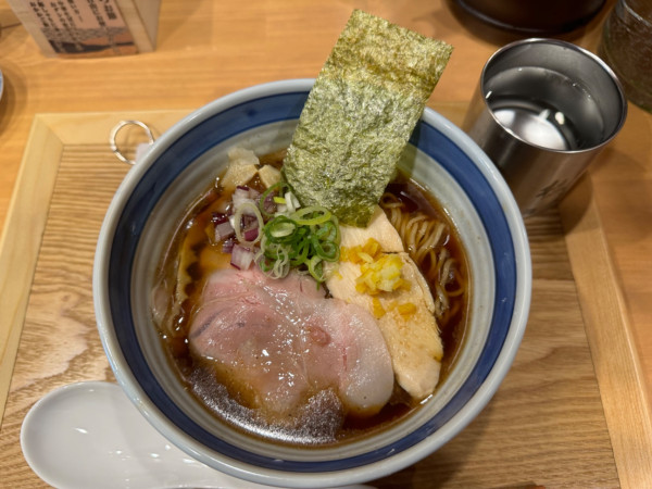 「熟成醤油の中華そば 900円＊フォロワー限定500円」@中華そば 樹々の写真