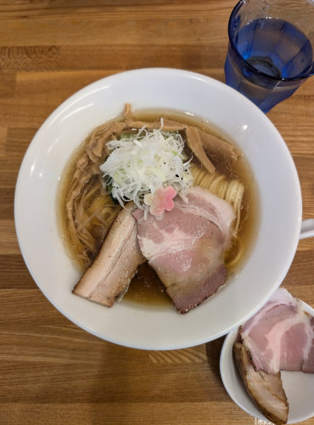 「醤油そば」@麺彩 こはねの写真