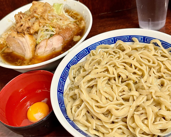 「大つけ麺 全マシマシ 生たまご」@ラーメン二郎 めじろ台店の写真