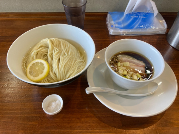 「パンチェッタ入り昆布水つけ麺大盛り鶏醤油1220円」@塩らーめん 千茶屋の写真