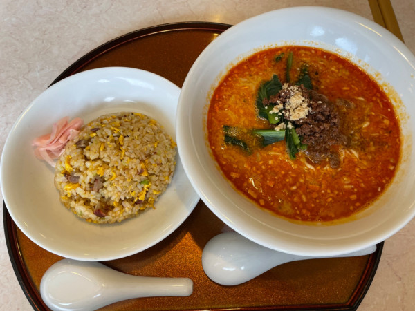 「炒飯＋担々麺セット　￥１４３０」@春帆亭の写真