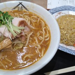 蔵味噌ラーメンとチャーハン(並)
